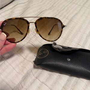 Ray-Ban Brown Tortoise Sunglasses